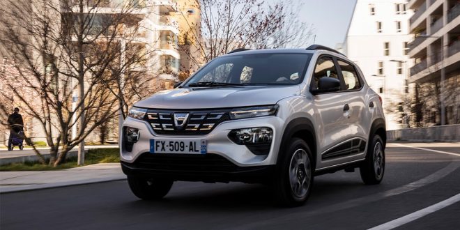 EN EKONOMİK ELEKTRİKLİ YENİ DACIA SPRING YOLLARA ÇIKIYOR