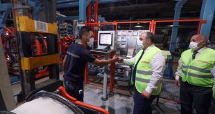 Sanayi ve Teknoloji Bakanı Mustafa Varank PETLAS Fabrikasını Ziyaret Etti