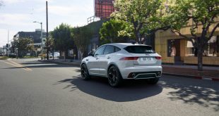 Yeni Motor Seçeneği ve Göz Alıcı Tasarım Detaylarıyla Yeni Jaguar E-PACE Türkiye’de