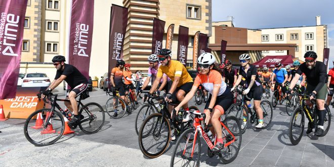 Türk Telekom Prime sponsorluğundaki BoostCamp Antalya’ya hazırlanıyor