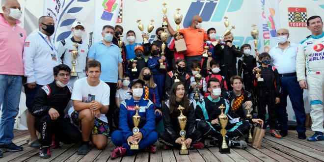 Karting Heyecanı İzmir'e Taşındı