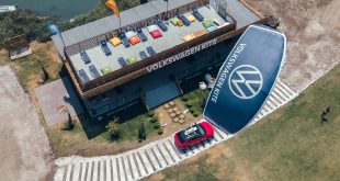 Volkswagen ve Kiteboard ruhu Akyaka’da buluştuVolkswagen ve Kiteboard ruhu Akyaka’da buluştu