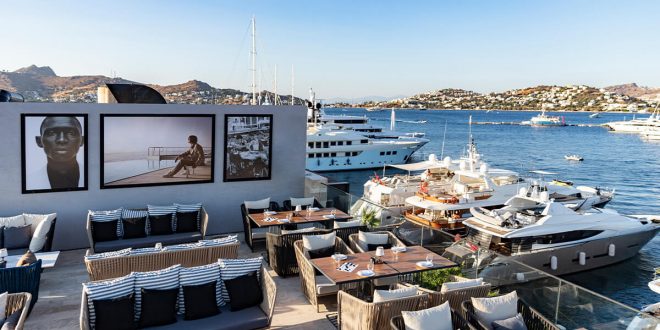 GQ BAR BODRUM, YALIKAVAK MARİNA’DA İLK KEZ AÇILDI