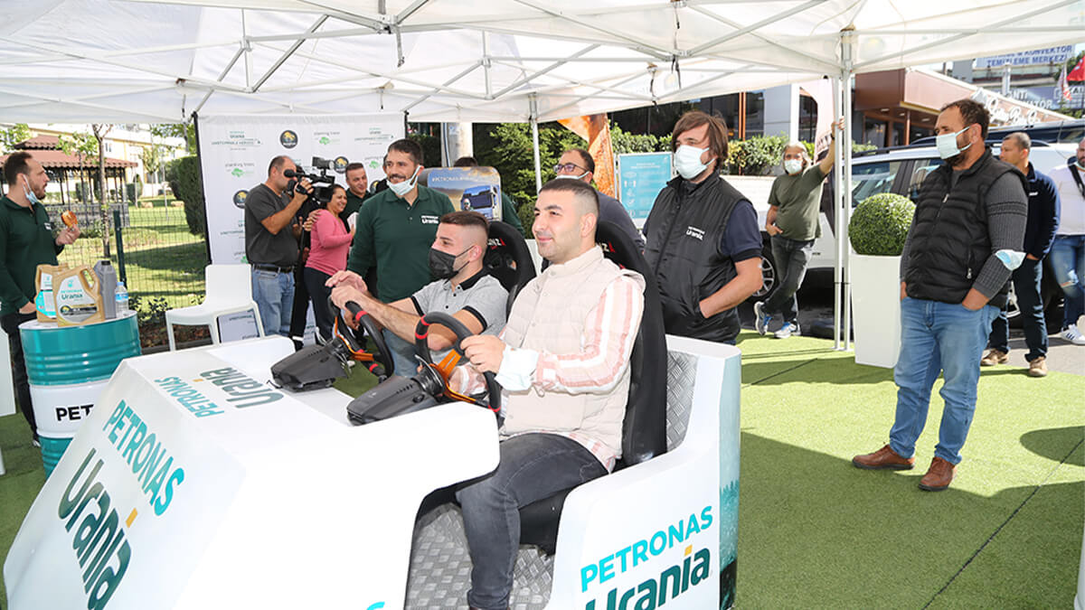 PETRONAS Urania Roadshow Tırı İstanbul’da!