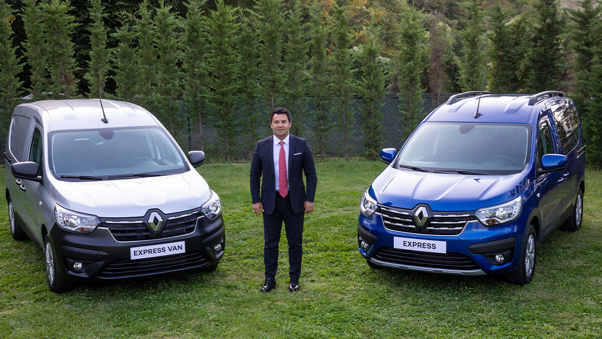 Renault Ticari ailesinin yeni üyeleri Türkiye’de: Yeni Express Combi ve Express Van