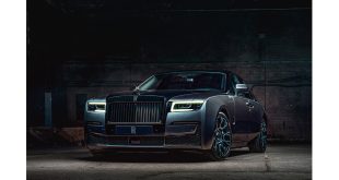 ROLLS-ROYCE BLACK BADGE GHOST OTOMOBİLİNİ TANITTI .