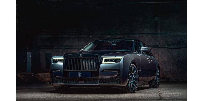 ROLLS-ROYCE BLACK BADGE GHOST OTOMOBİLİNİ TANITTI .