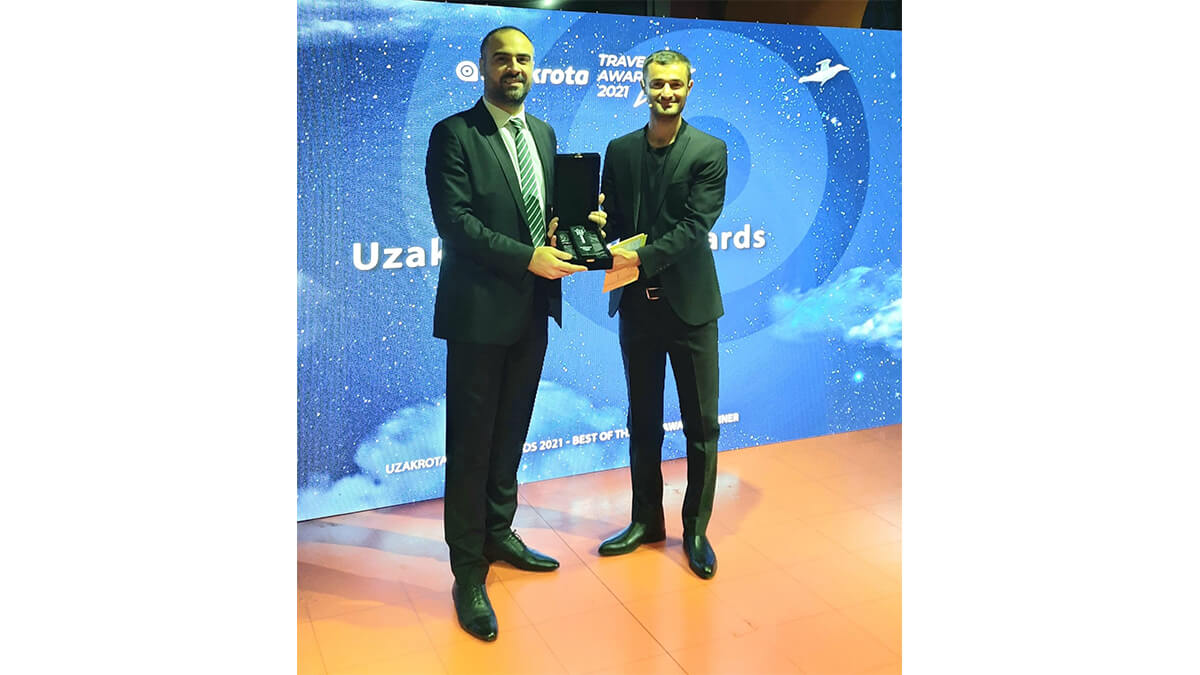 Emirates Uzakrota Travel Summit’te “Dünyanın Lider Dijital Havayolu Markası” Ödülünü Aldı